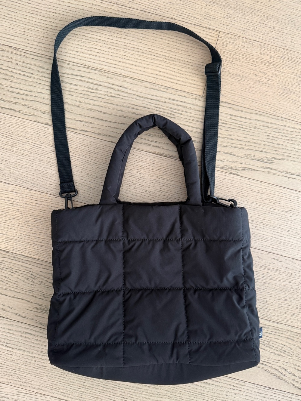 GAP Black Quilted, Nylon Cross Body Black Tote Bag